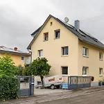 Апартаменты Unter Der Kirche