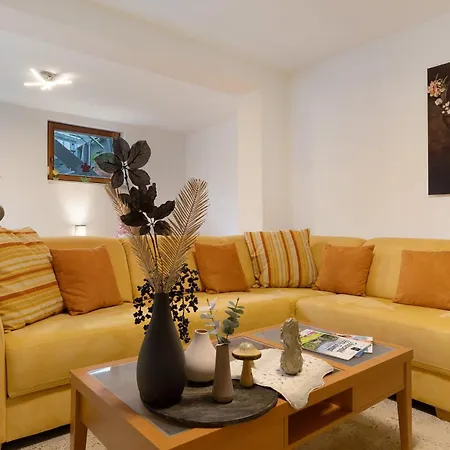 Διαμέρισμα Unter Der Kirche