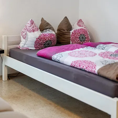 Unter Der Kirche * הרבולצהיים