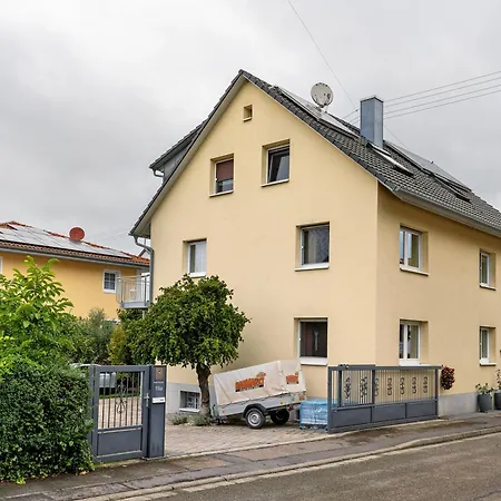 Unter Der Kirche Апартаменты *